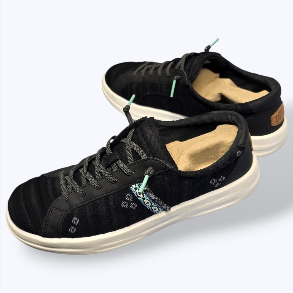 🟢Hey Dude Karina Cottage Crochet Embroidered Slip-On Lace-Up Low Top Sneakers 8 - Picture 2 of 16